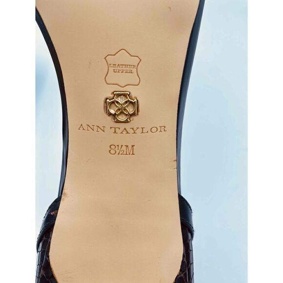 Ann Taylor Stiletto Spikes Animal Print Leather Upper Pointed Toe Heel Size 8.5 - Picture 7 of 7